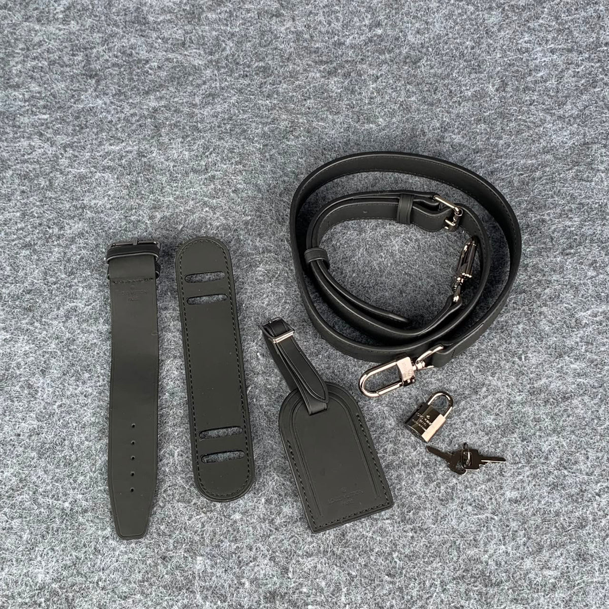 LV KEEPALL BANDOULIERE ECLIPSE 50