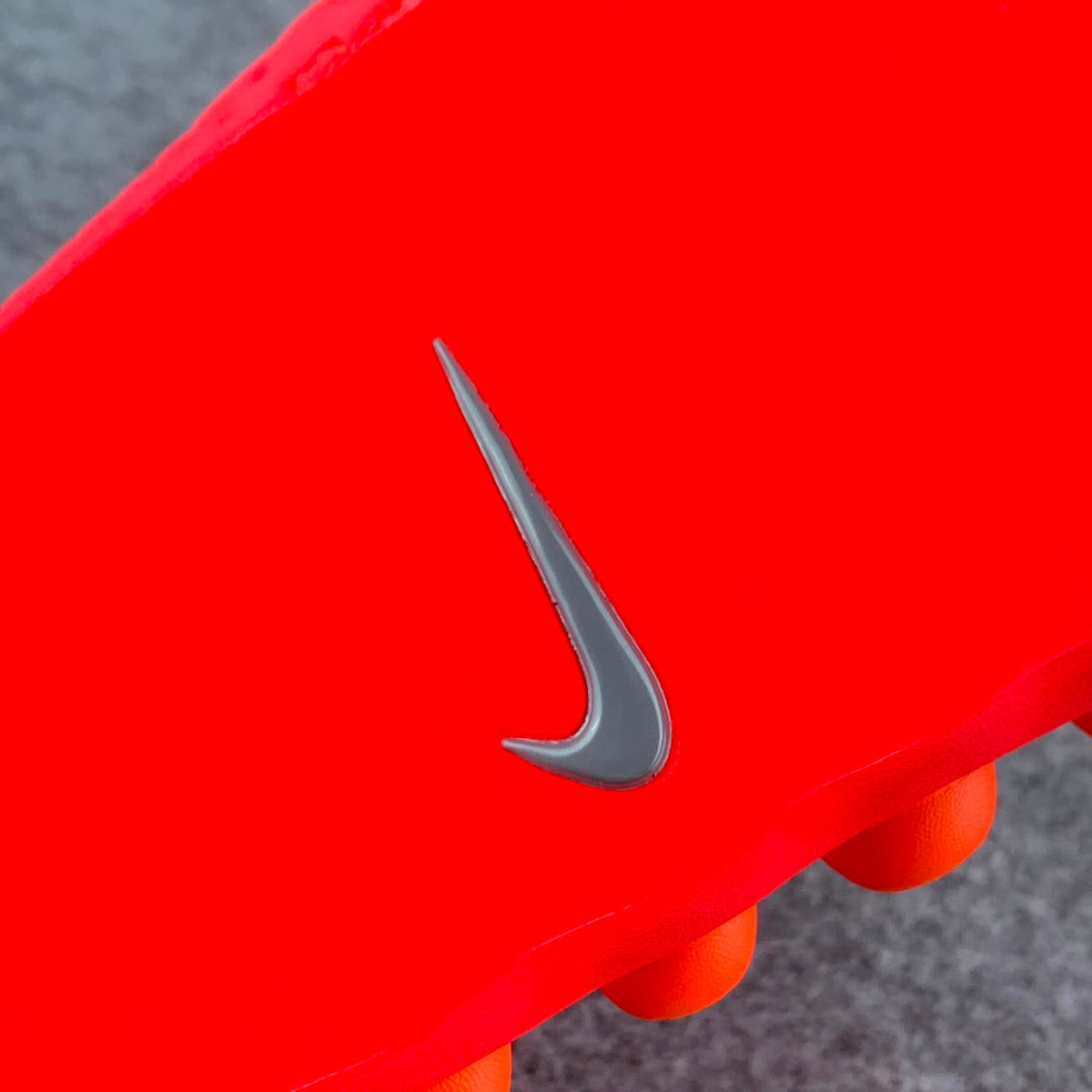 Nike Mind 001 Mule 'Solar Red' (We recommend sizing up)
