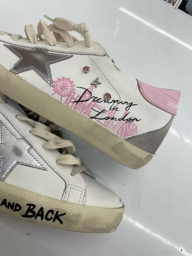Golden Goose Wmns Dreaming In London Sneakers With Silver Star