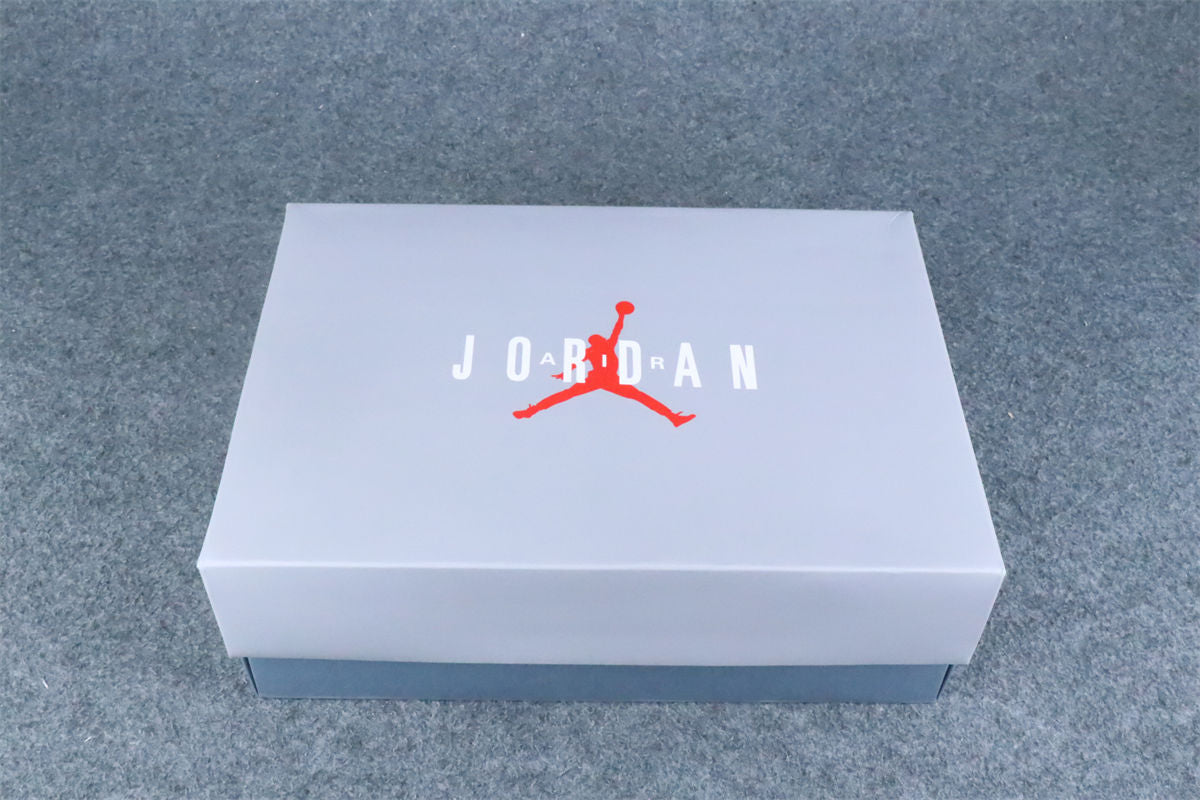 Air Jordan 9 Retro 'Cool Grey' 2025