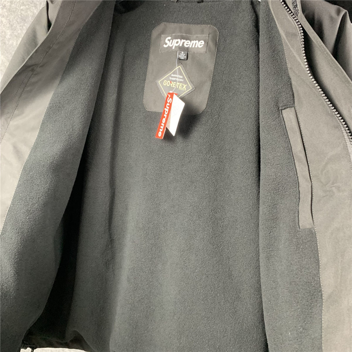 Supreme Aoi GORE-TEX Hooded Jacket 'Black'