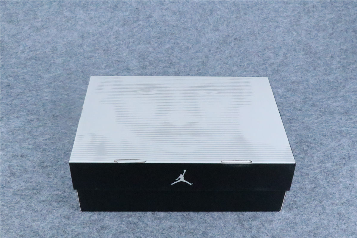 (Early Look) Wmns Air Jordan 4 Retro 'Spotlight'