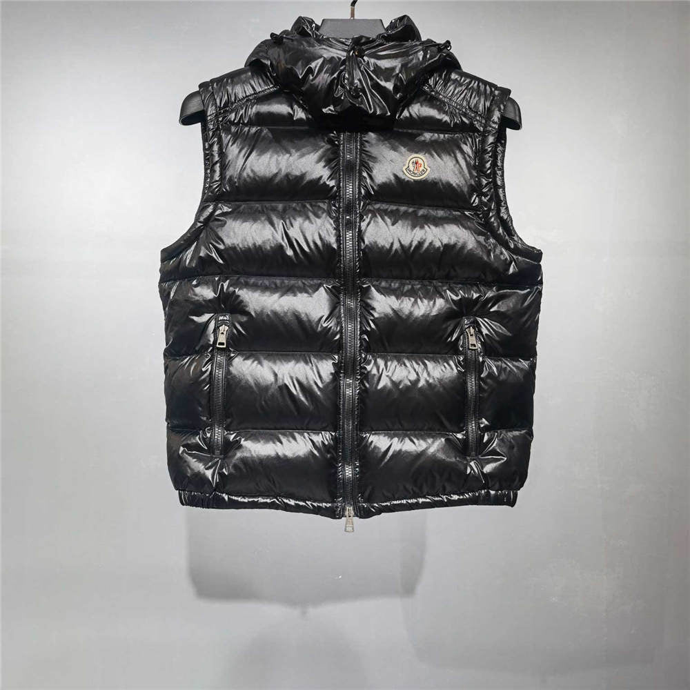 Moncler Tibb Hooded Down Vest (B-Grade Version)