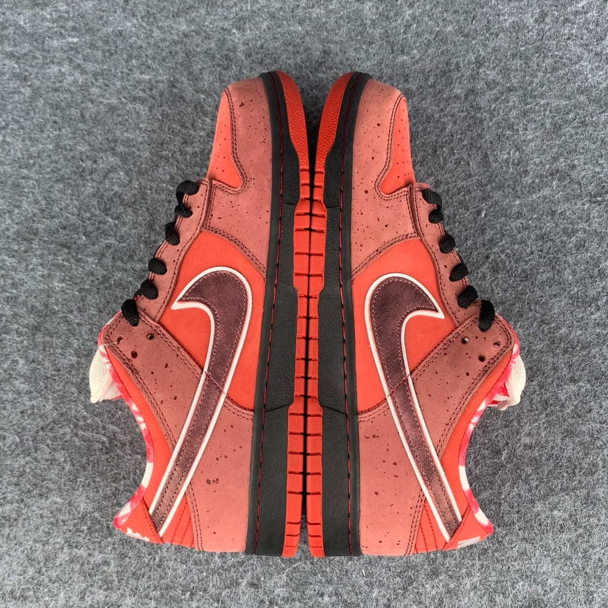 Nike Dunk Low Premium SB 'Lobster'