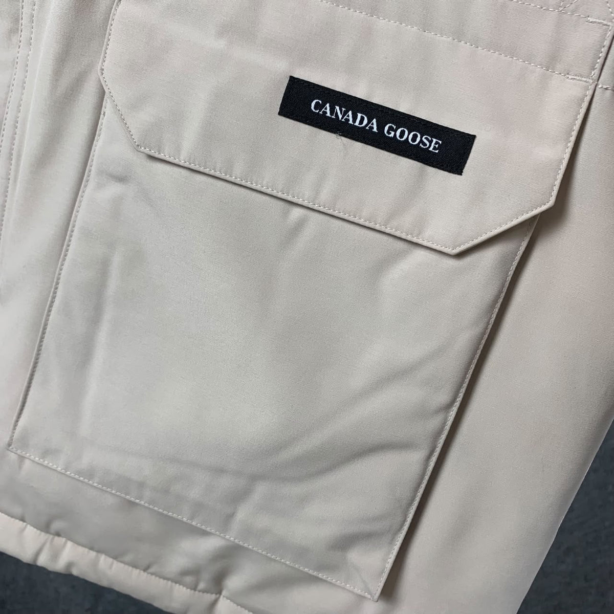 Canada Goose Expedition Parka Cream