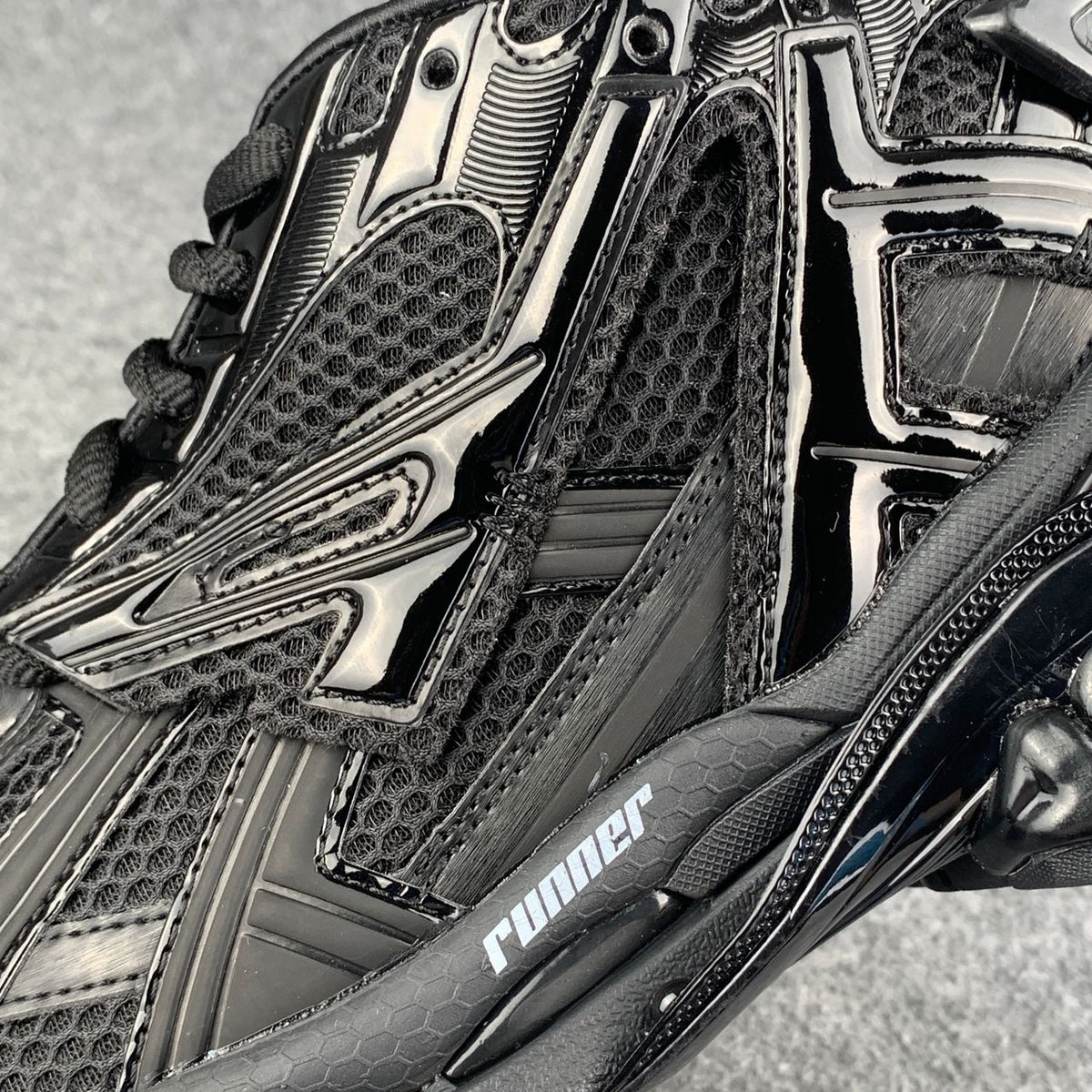 Balenciaga Runner Sneaker 'Black' (B-Grade)