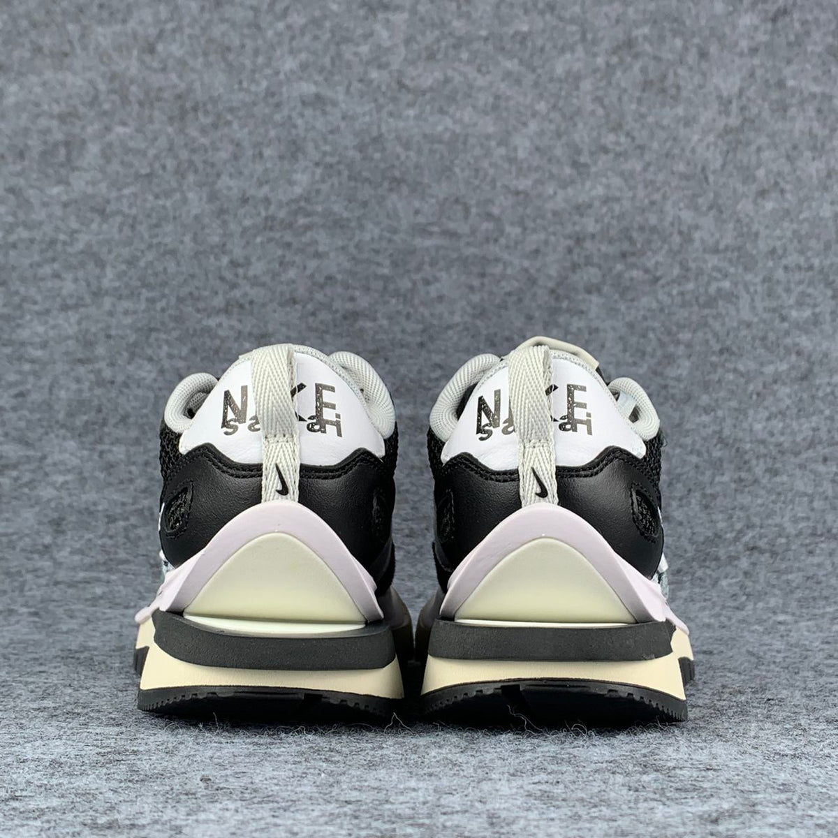 Sacai x VaporWaffle 'Black White'