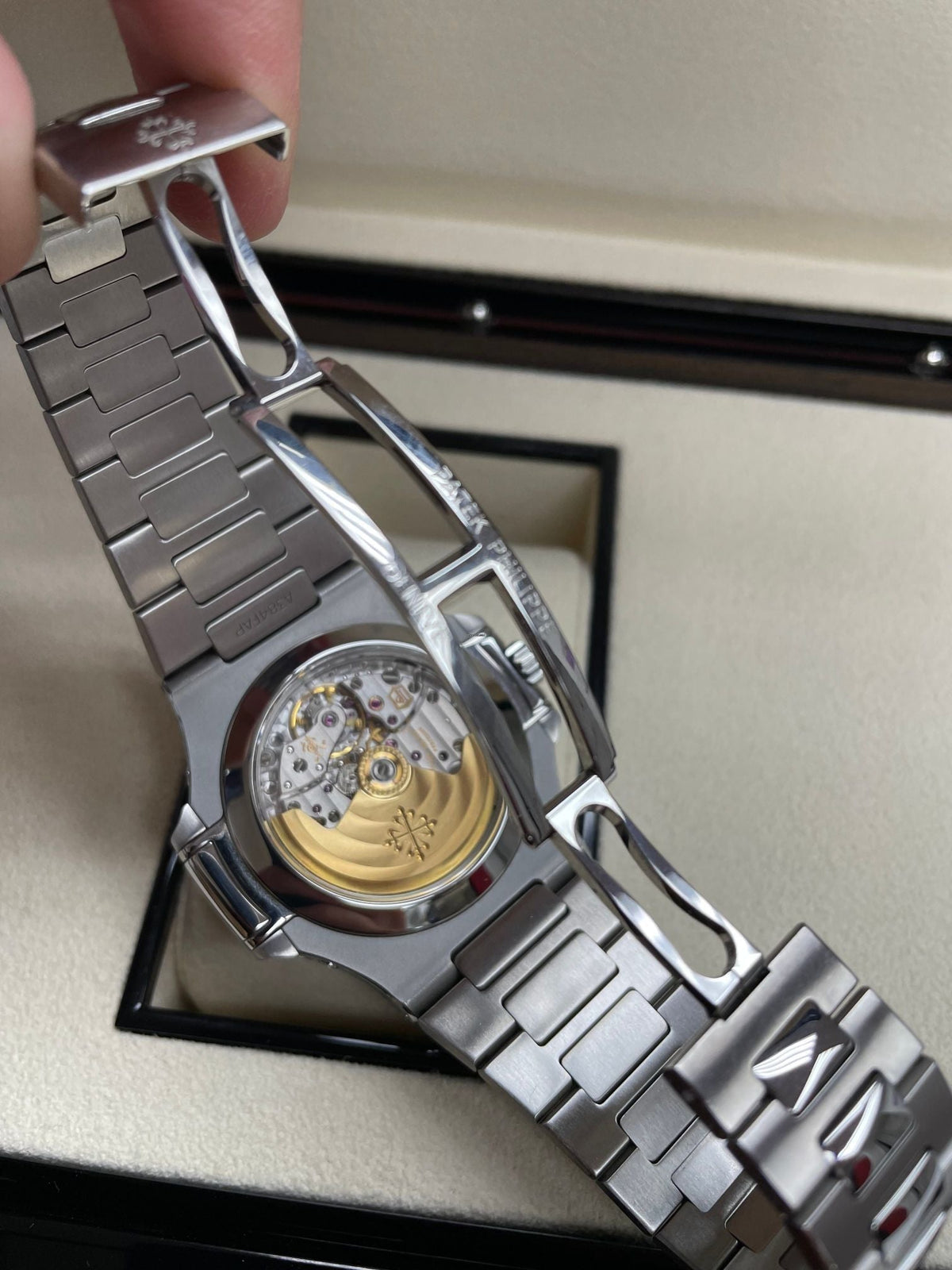 PP 2  Nautilus Annual Calendar Moon Phase Steel