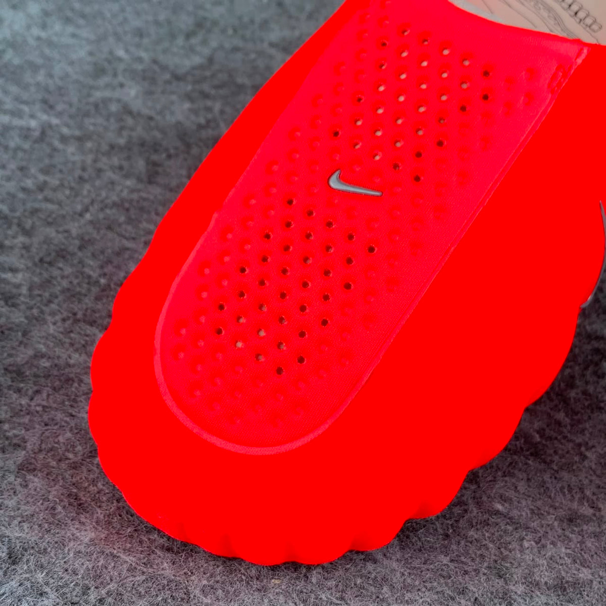 Nike Mind 001 Mule 'Solar Red' (We recommend sizing up)