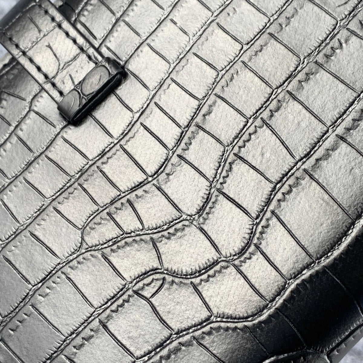 H Bearn Compact Wallet ‘Black Alligator’ (Gold Hardware)