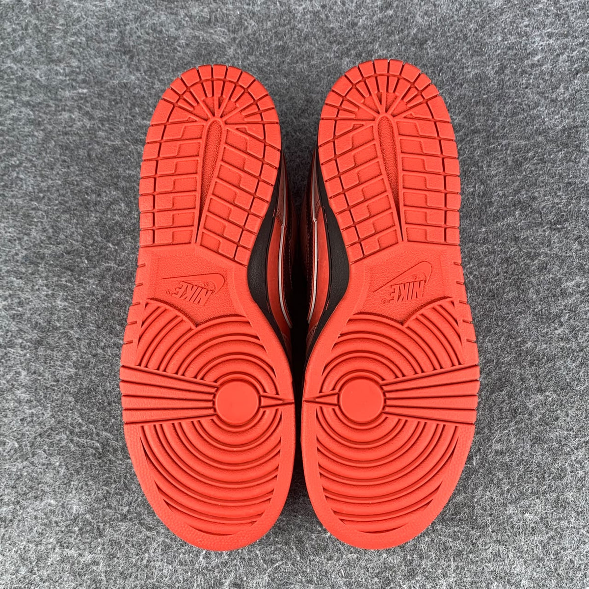 Nike Dunk Low Premium SB 'Lobster'
