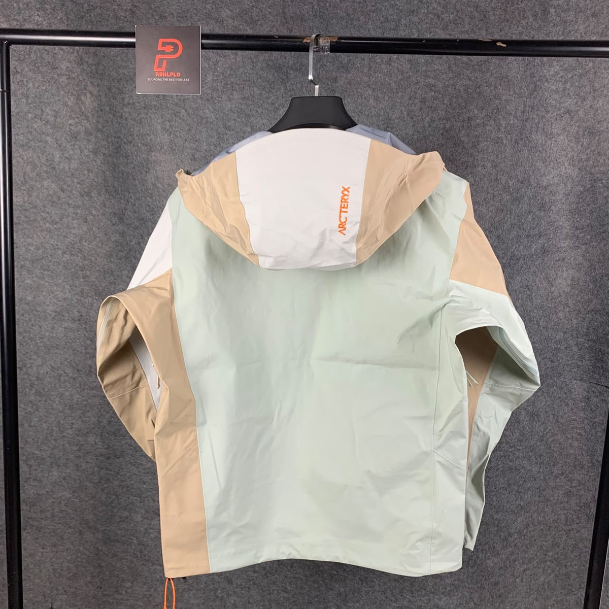 Arc'teryx Men's Beta Lightweight Jacket 'Grey Beige'