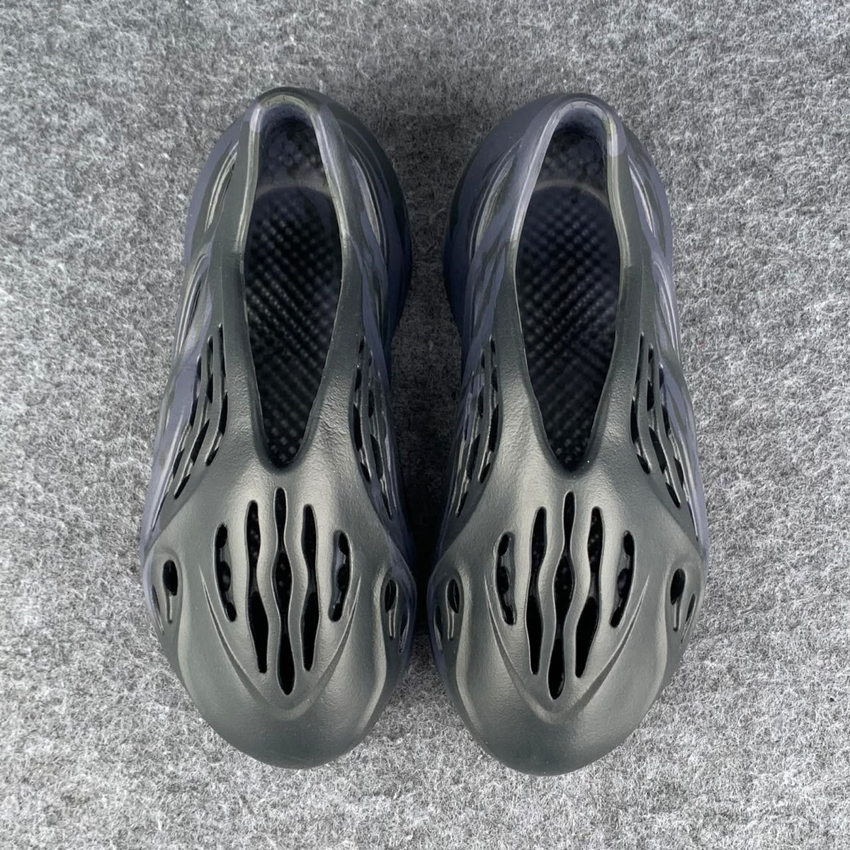 Yeezy Foam Runner 'Mineral Blue'