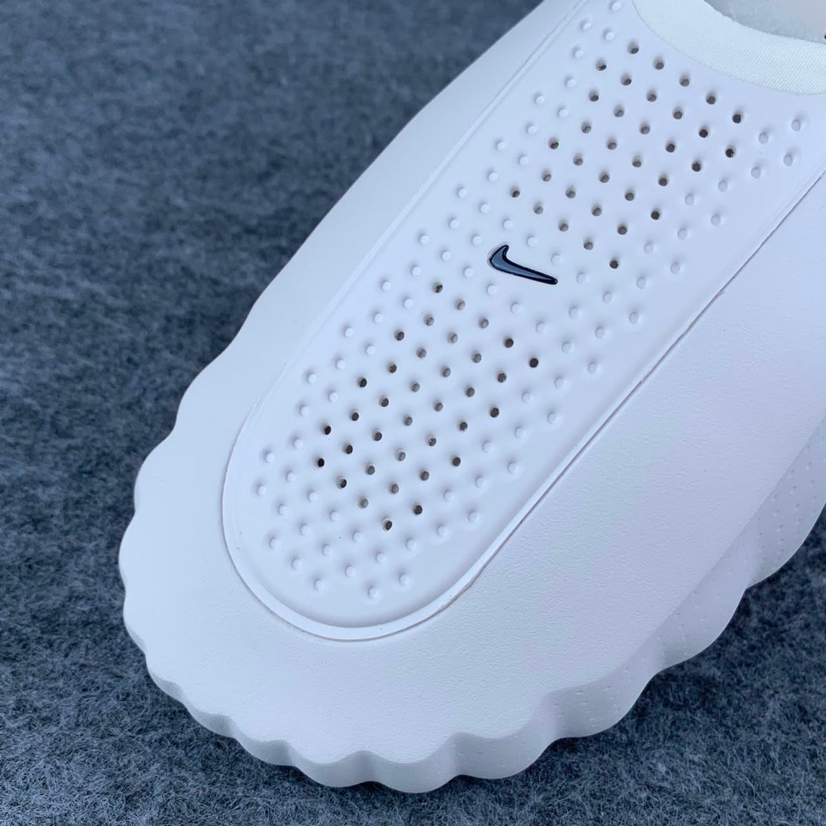 Nike Mind 001 'White Speed Red' (We recommend sizing up)