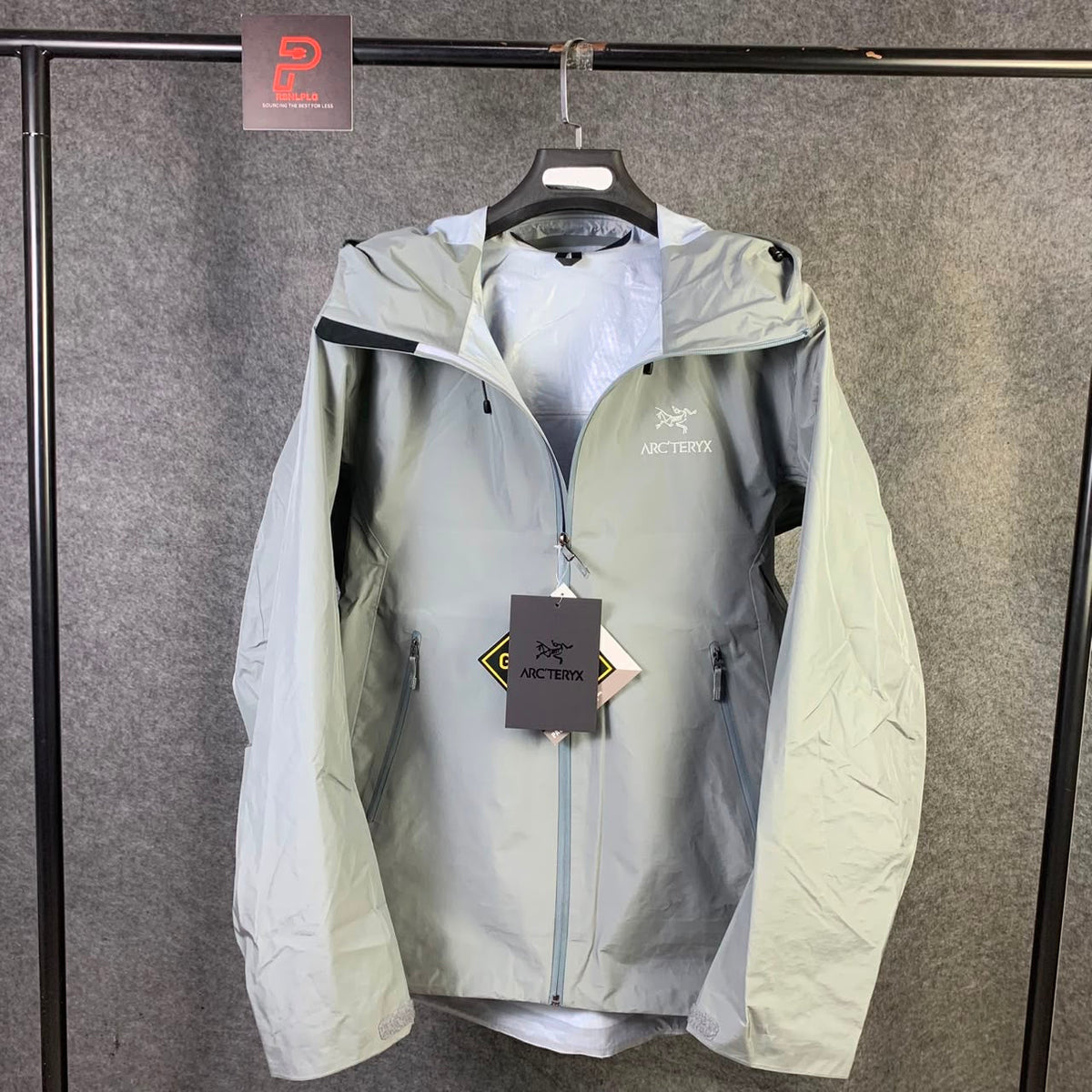 Arc'teryx Men's Beta Jacket 'Light Gray'