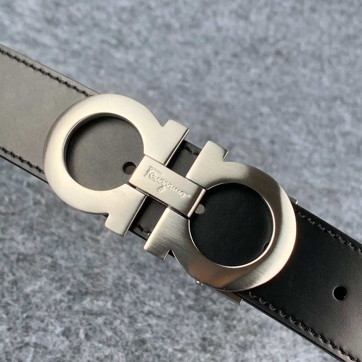 Ferragamo Gancini Leather Belt ‘Black’