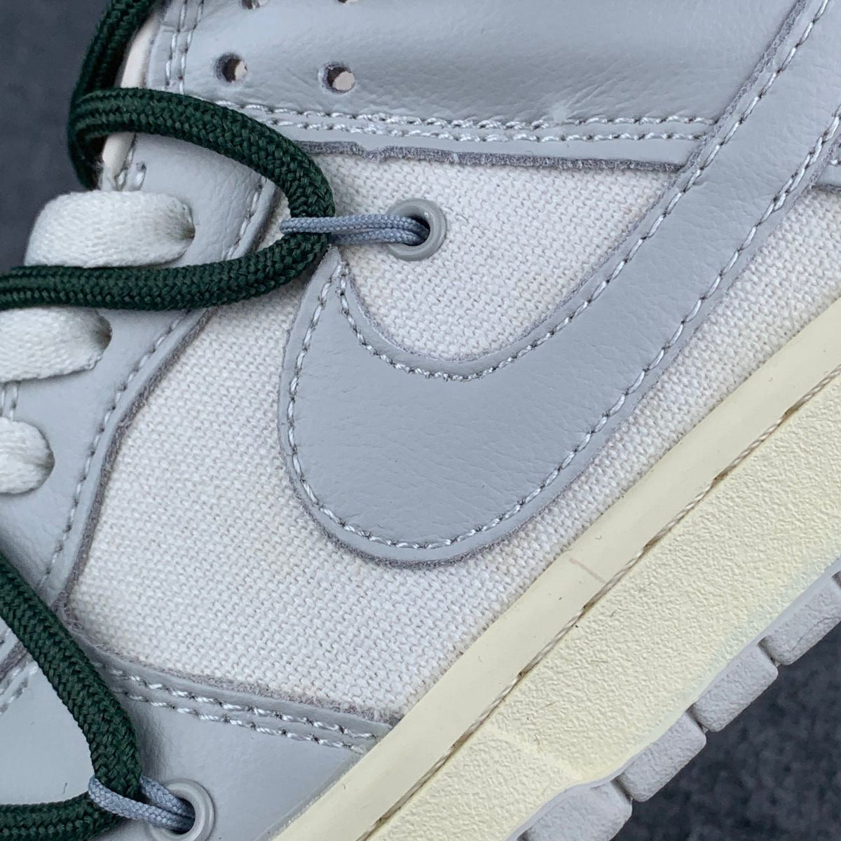 Off-White x Nike Dunk Low 'Lot 22 of 50'