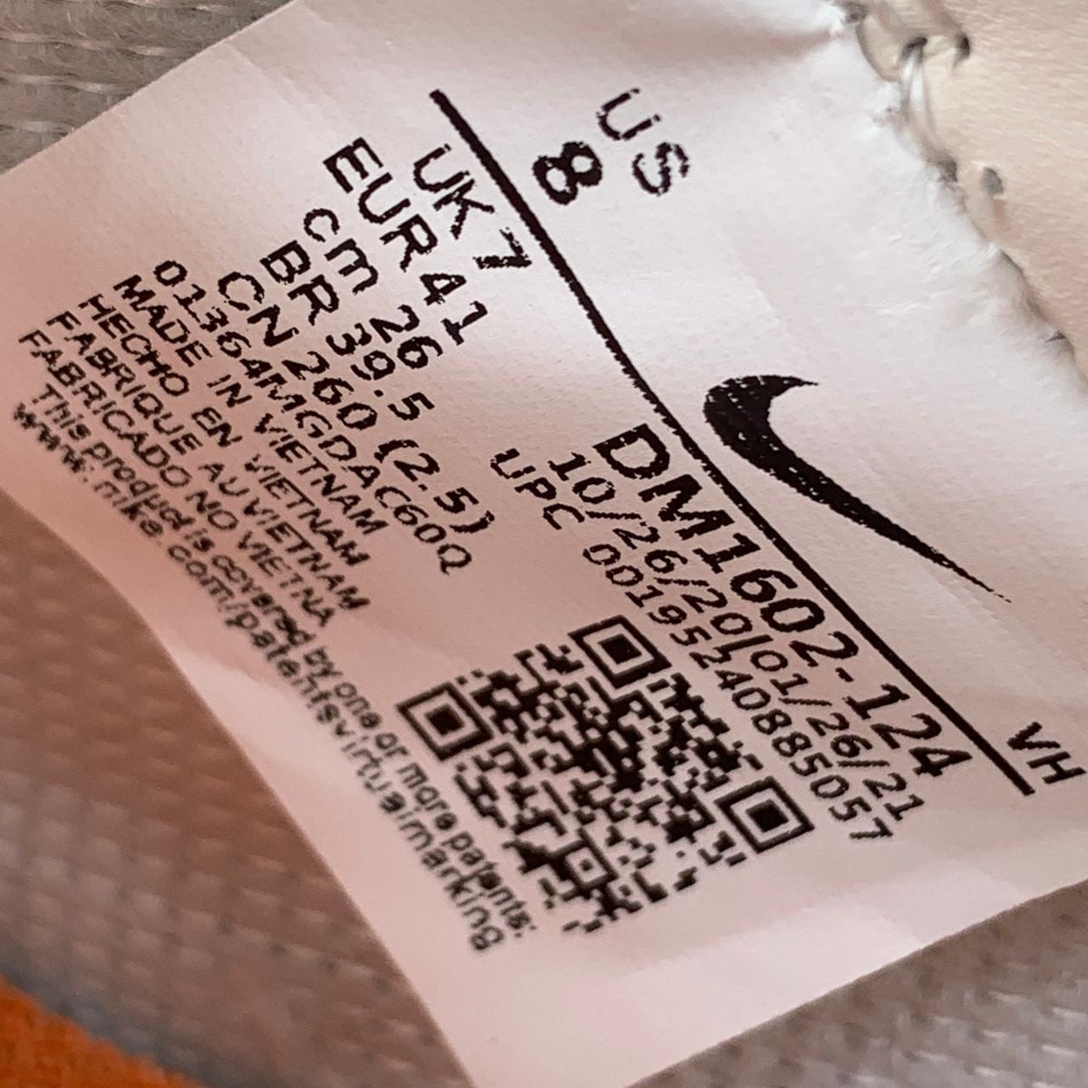 Off-White x Nike Dunk Low 'Lot 22 of 50'