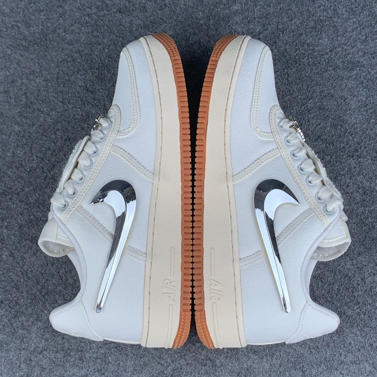 Travis Scott x Air Force 1 'Sail'