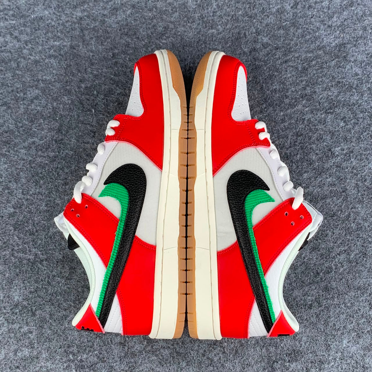 Frame Skate x Dunk Low SB 'Habibi'