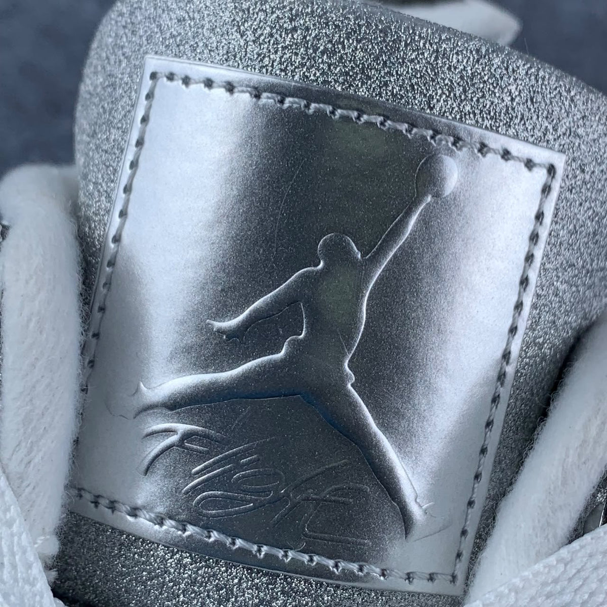 Air Jordan 4 Retro Michael Jackson 'White Glitter Glove'