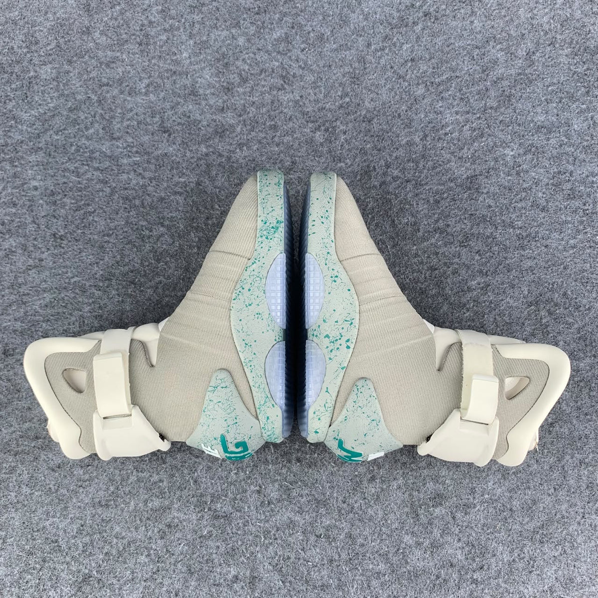 Nike Mag 'Back To The Future' (2011)