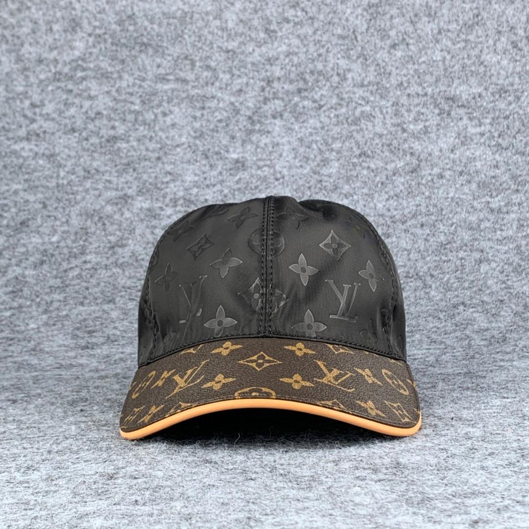 LV Get Ready Cap