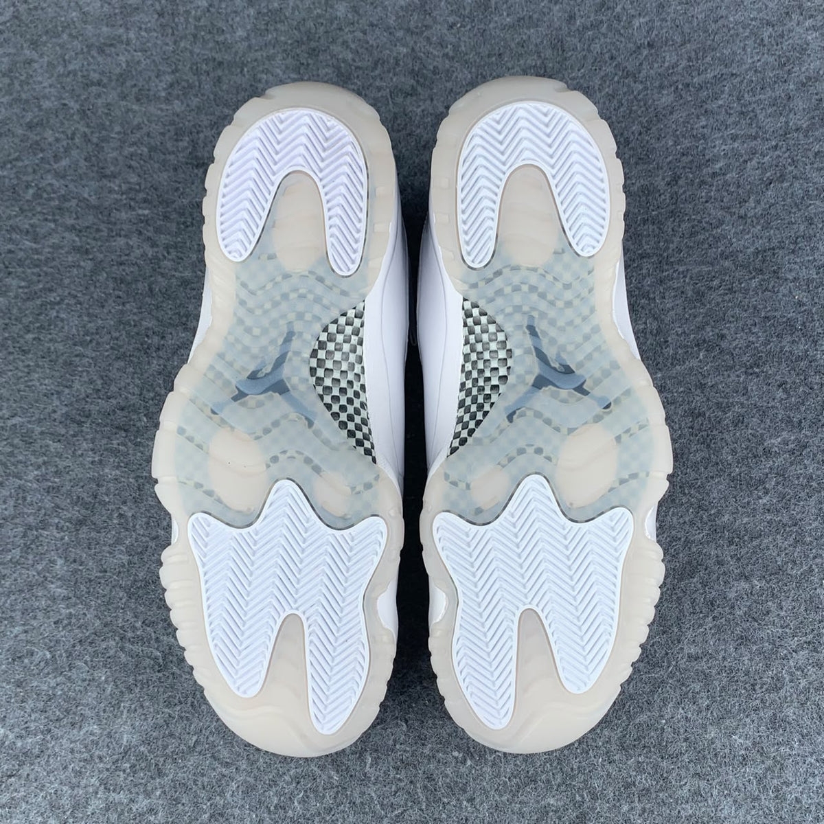 Comme des Garçons x Air Jordan 11 Retro 'White'