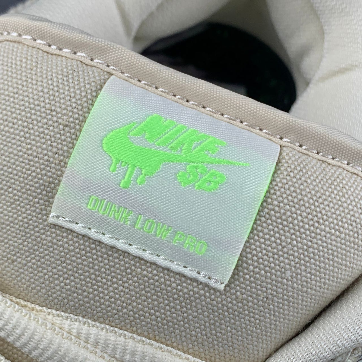 Dunk Low SB 'Mummy'