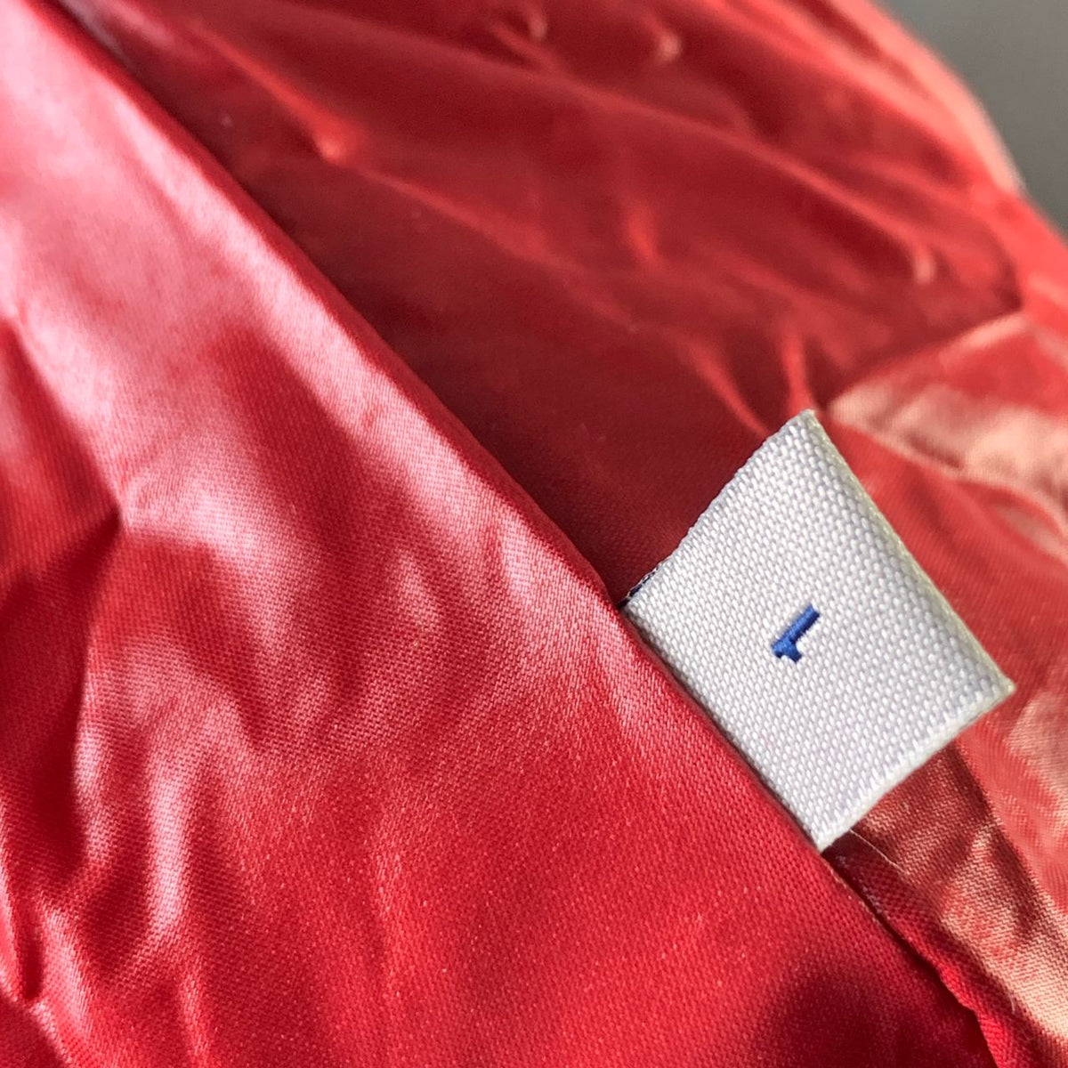 Moncler Maljasset Short Down Jacket ‘Red’