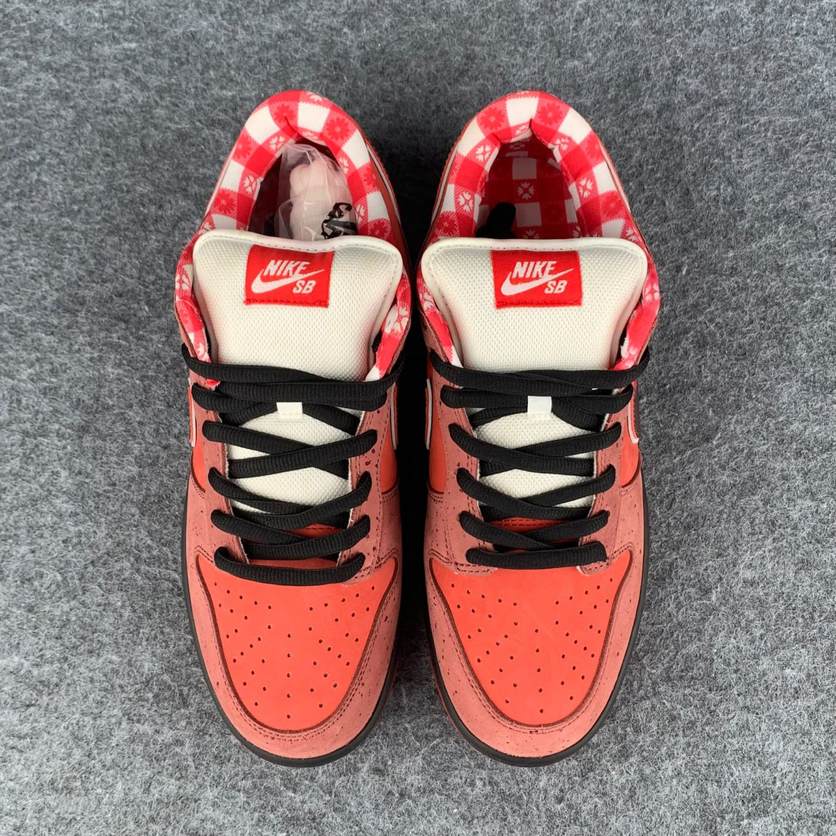 Nike Dunk Low Premium SB 'Lobster'