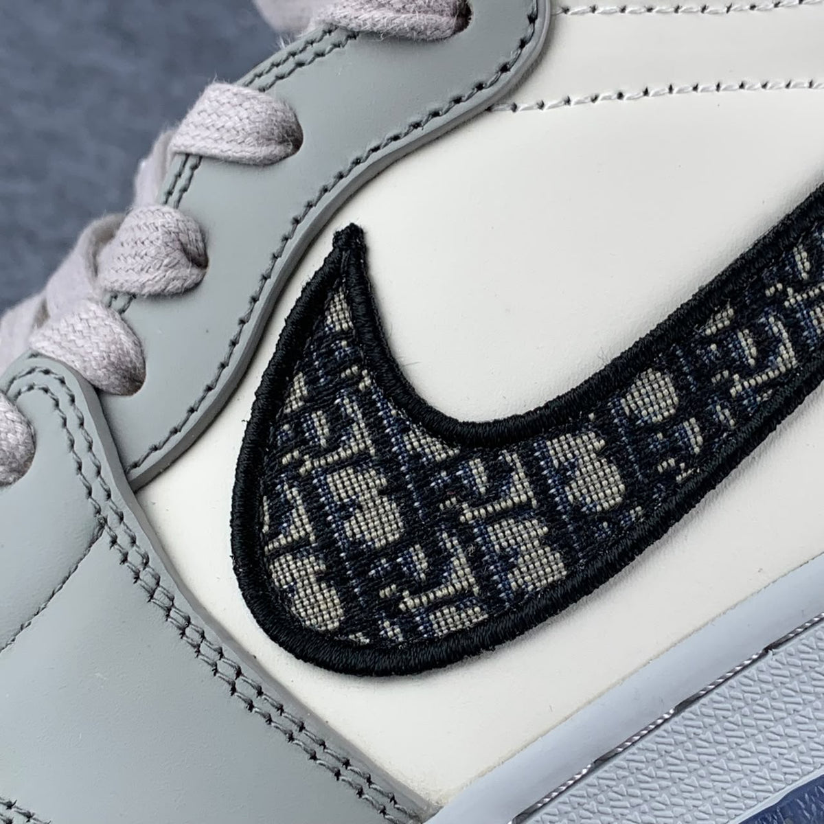 Dior x Air Jordan 1 High