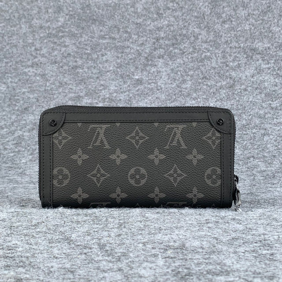 LV Horizontal Zippy Wallet 'Black'
