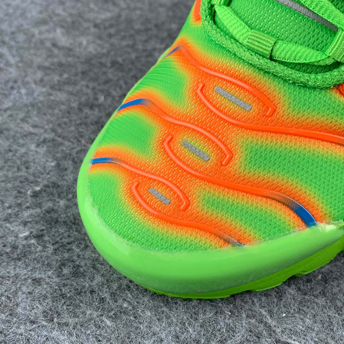 Supreme x Nike Air Max Plus TN 'Mean Green'