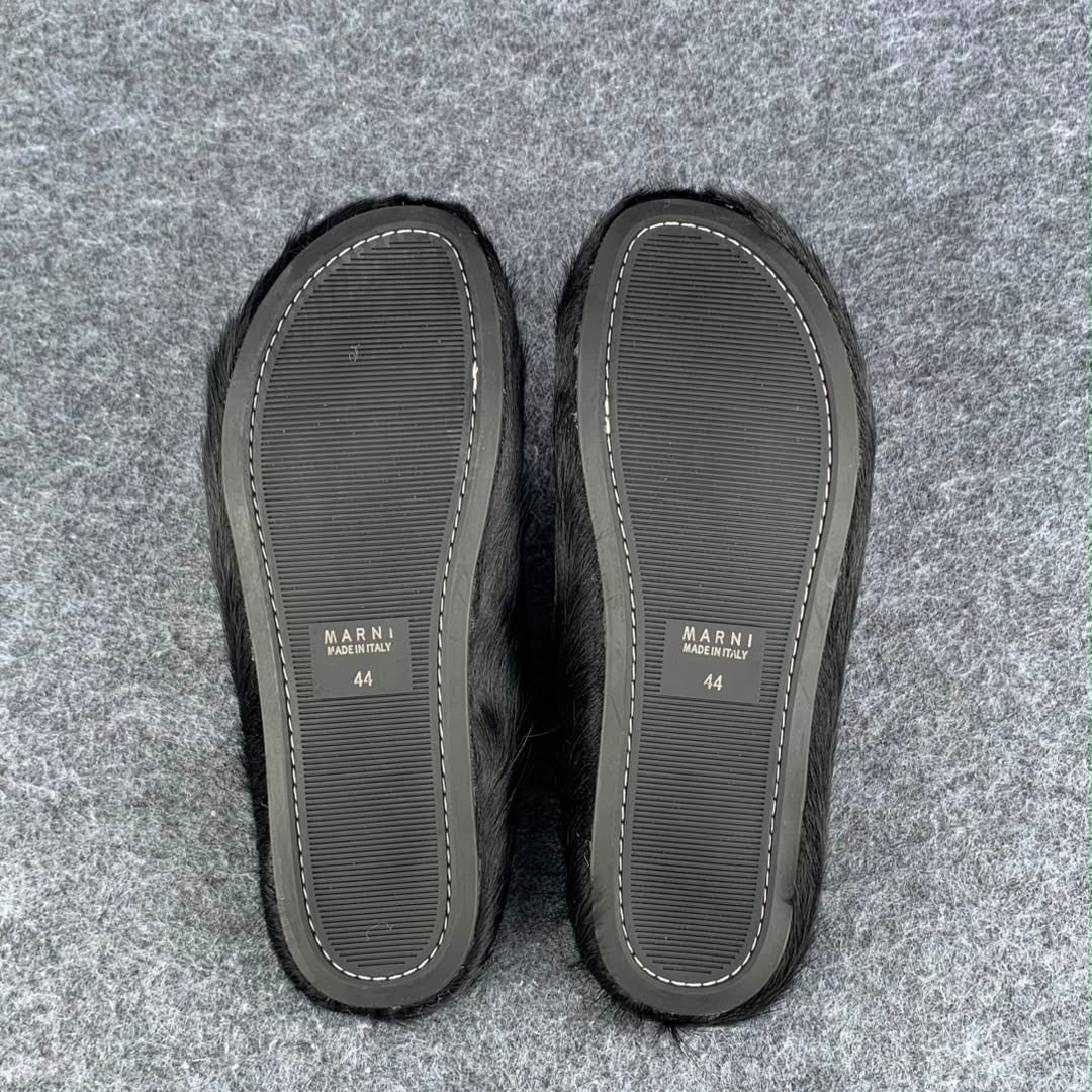Marni Fussbett Sabot 'Black'