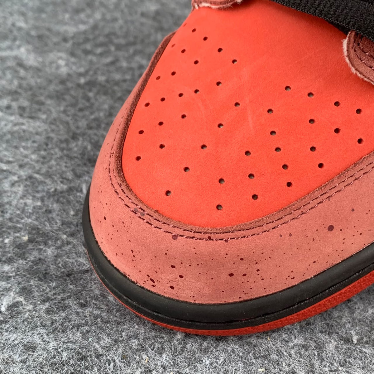 Nike Dunk Low Premium SB 'Lobster'