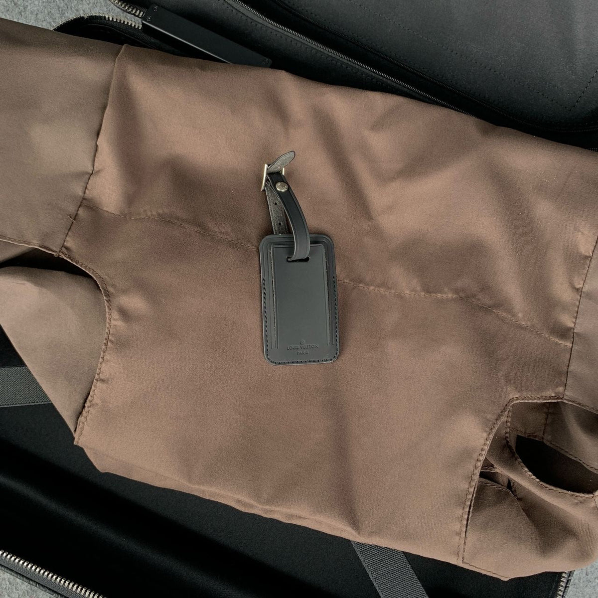 LV Horizon 55 ‘Monogram Shadow’
