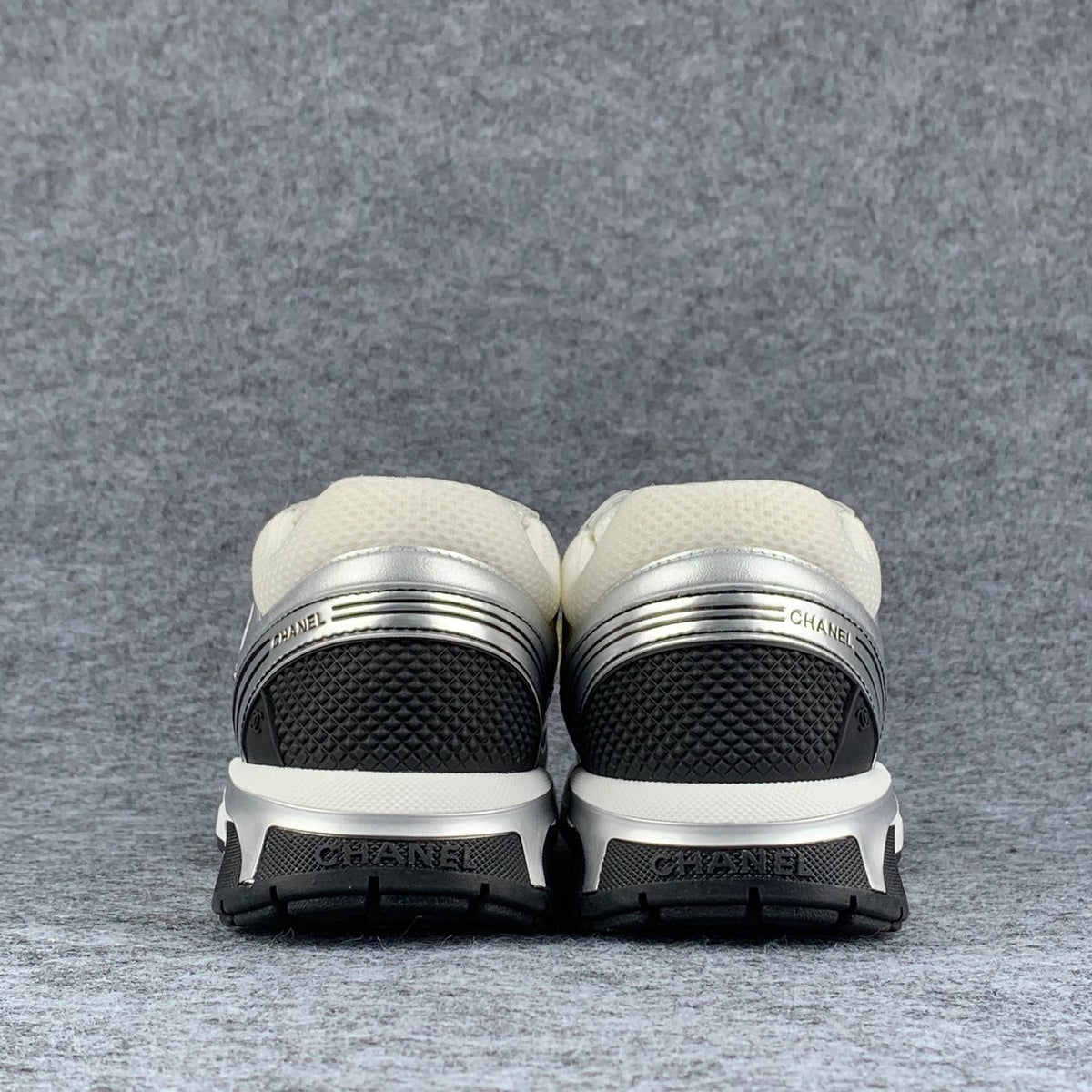 Chanel CC Logo Sneaker ‘Grey Silver’