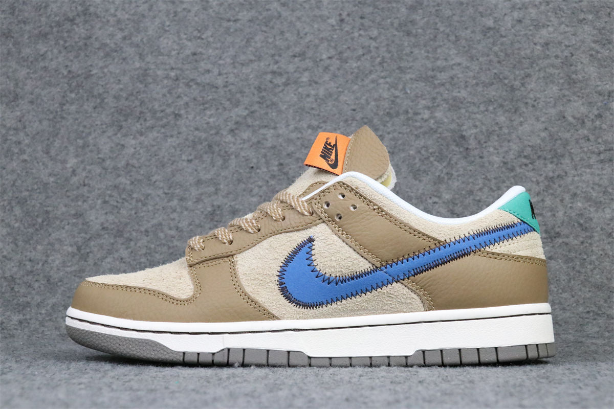 size? x Dunk Low 'Dark Driftwood'