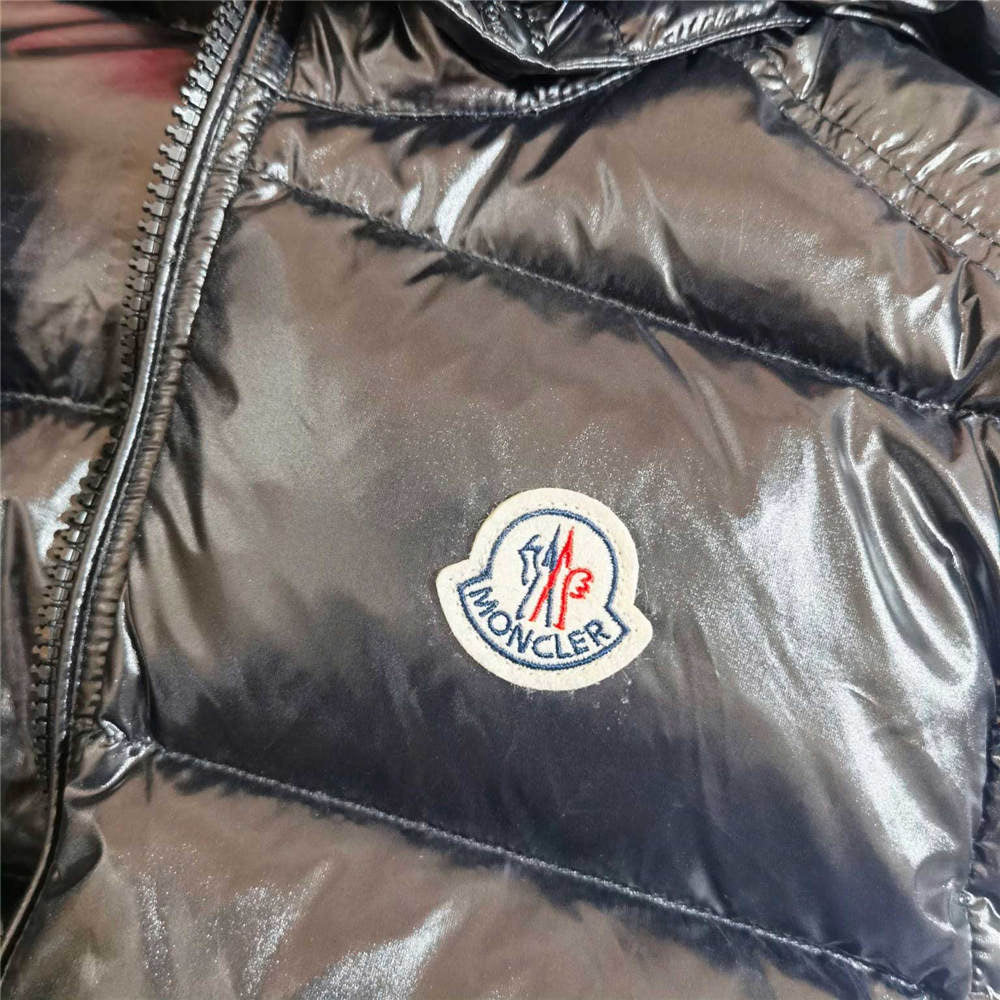 Moncler Tibb Hooded Down Vest (B-Grade Version)