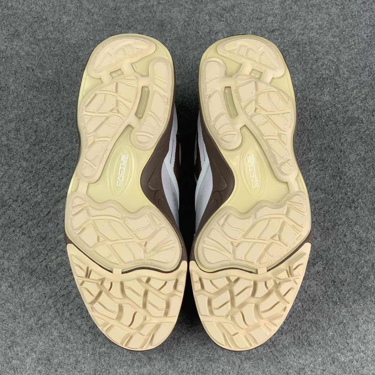 Travis Scott x Zoom Field Jaxx 'Light Chocolate'