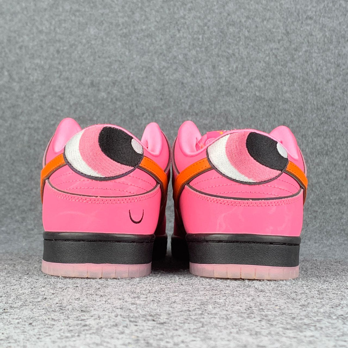 The Powerpuff Girls x Dunk Low Pro SB QS 'Blossom'