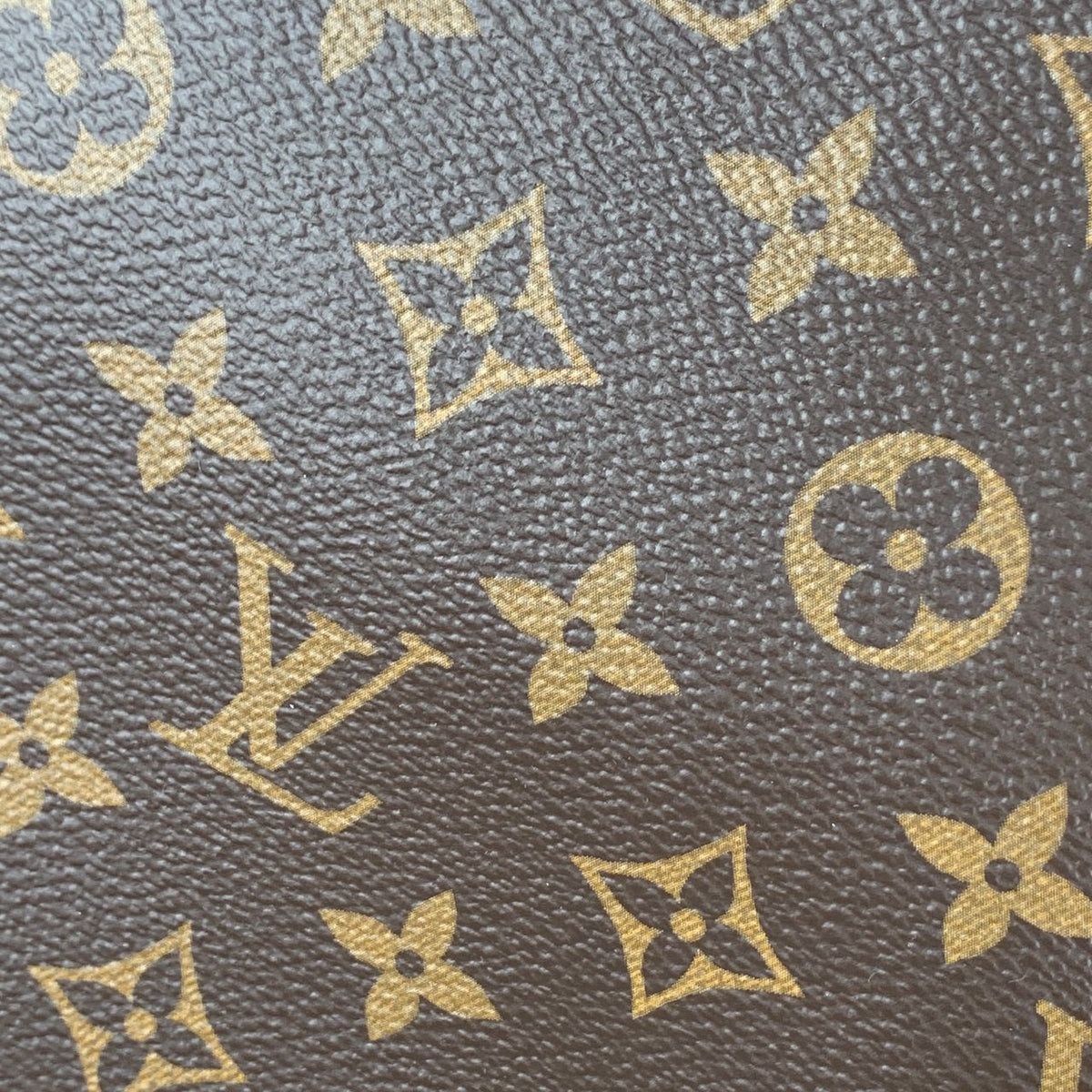 LV NEVERFULL GM PIVOINE LINING