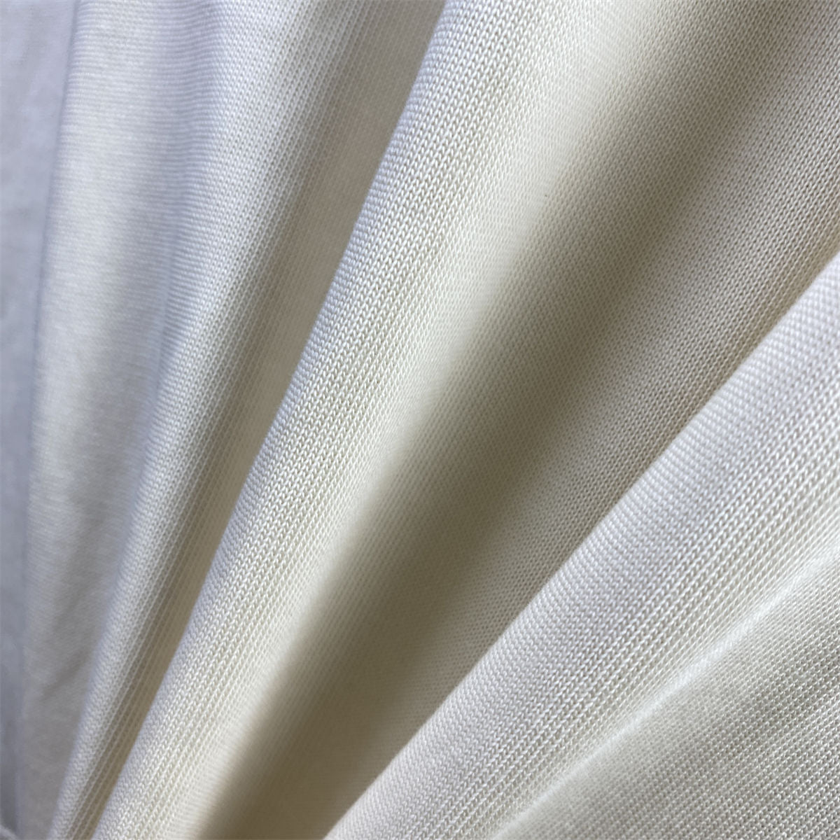 We11done Washed Logo T-Shirt 'Ivory'