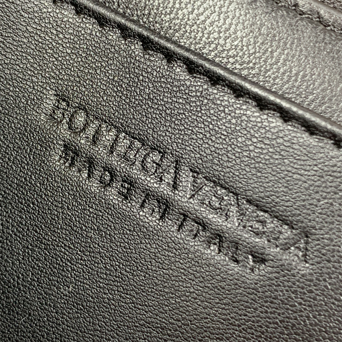 Bottega Veneta Small Andiamo 'Black
