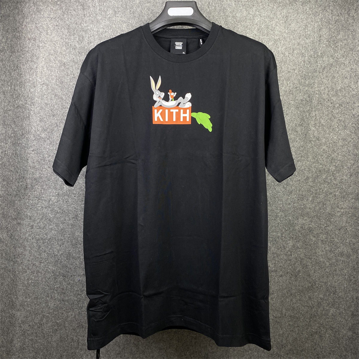 Kith x Looney Tunes Carrot Tee 'Black'