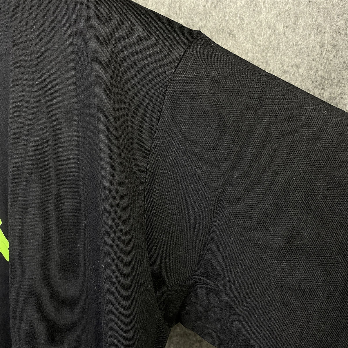 Kith x Looney Tunes Carrot Tee 'Black'
