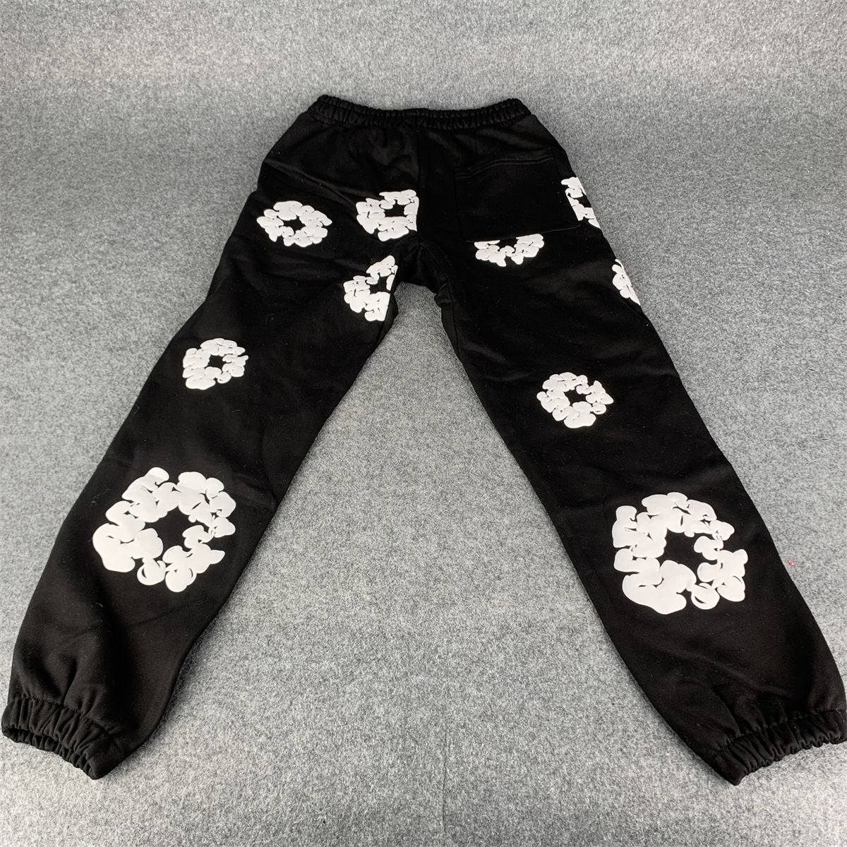 Denim Tears The Cotton Wreath Sweatpants 'Black'