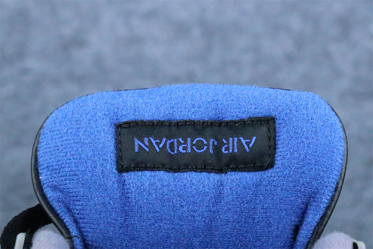 Air Jordan 4 Retro 'Motorsports Alternate'