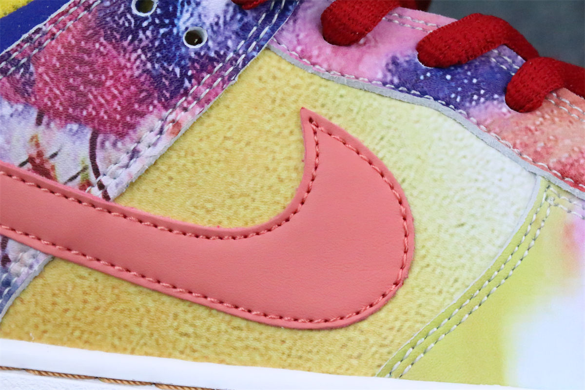 Futura Laboratories x Nike Dunk Low SB 'Sunblush' Friends & Family
